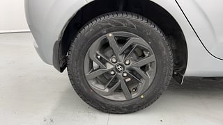 Used 2019 Hyundai Grand i10 Nios Sportz AMT 1.2 Kappa VTVT Petrol Automatic tyres RIGHT REAR TYRE RIM VIEW