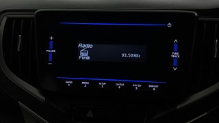 Used 2021 Maruti Suzuki Baleno [2019-2022] Delta Petrol Petrol Manual top_features Integrated (in-dash) music system