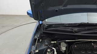 Used 2015 Maruti Suzuki Celerio ZXI AMT Petrol Automatic engine ENGINE RIGHT SIDE HINGE & APRON VIEW