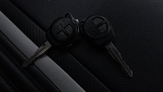 Used 2018 Maruti Suzuki Baleno [2015-2019] Delta AT Petrol Petrol Automatic extra CAR KEY VIEW