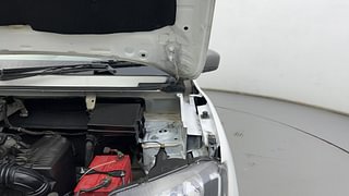 Used 2019 Renault Kwid [2017-2019] RXT 1.0 SCE Special (O) Petrol Manual engine ENGINE LEFT SIDE HINGE & APRON VIEW