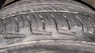 Used 2017 Hyundai Xcent [2017-2019] SX Petrol Petrol Manual tyres LEFT FRONT TYRE TREAD VIEW