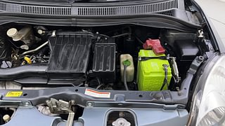 Used 2011 Maruti Suzuki Swift [2007-2011] VXi Petrol Manual engine ENGINE LEFT SIDE VIEW