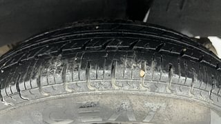 Used 2019 Renault Kwid [2017-2019] RXT 1.0 SCE Special (O) Petrol Manual tyres LEFT REAR TYRE TREAD VIEW
