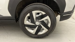 Used 2022 Nissan Magnite XE Petrol Manual tyres LEFT REAR TYRE RIM VIEW