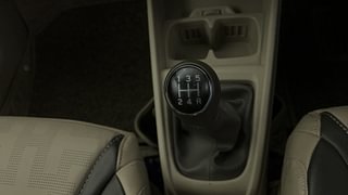 Used 2022 Maruti Suzuki New Ertiga ZXI (O) CNG Petrol+cng Manual interior GEAR  KNOB VIEW
