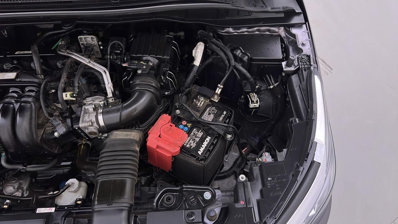 New Honda City engine ENGINE LEFT SIDE VIEW