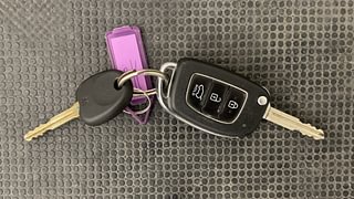 Used 2018 Hyundai Elite i20 [2018-2020] Asta 1.2 Petrol Manual extra CAR KEY VIEW