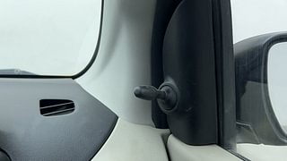 Used 2015 Maruti Suzuki Celerio VXI AMT Petrol Automatic top_features Adjustable ORVM