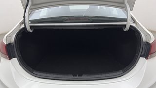 Used 2019 Hyundai Verna [2017-2020] 1.6 CRDI SX (O) AT Diesel Automatic interior DICKY INSIDE VIEW