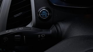 Used 2017 Ford EcoSport [2015-2017] Titanium 1.0L Eco Boost Petrol Manual top_features Rain sensing wipers