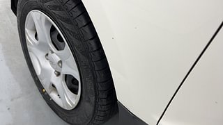 Used 2016 Ford EcoSport [2015-2017] Trend 1.5L Ti-VCT Petrol Manual dents MINOR SCRATCH