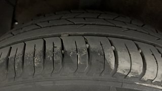 Used 2022 Hyundai New i20 Asta 1.2 MT Petrol Manual tyres RIGHT REAR TYRE TREAD VIEW