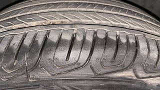 Used 2018 Ford EcoSport [2017-2021] Titanium 1.5L TDCi Diesel Manual tyres RIGHT FRONT TYRE TREAD VIEW