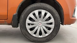 Used 2015 Maruti Suzuki Alto K10 [2014-2019] VXi Petrol Manual tyres RIGHT FRONT TYRE RIM VIEW