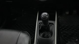 Used 2018 Maruti Suzuki Baleno [2015-2019] Delta Petrol Petrol Manual interior GEAR  KNOB VIEW