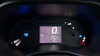 Used 2022 Renault Kwid CLIMBER 1.0 AMT Opt Petrol Automatic interior CLUSTERMETER VIEW