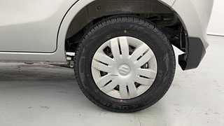 Used 2015 Maruti Suzuki Alto 800 [2012-2016] Lxi Petrol Manual tyres LEFT REAR TYRE RIM VIEW