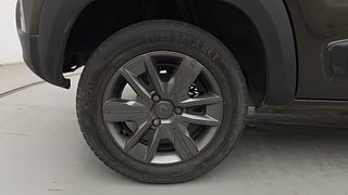 Used 2022 Renault Kwid CLIMBER 1.0 AMT Opt Petrol Automatic tyres RIGHT REAR TYRE RIM VIEW