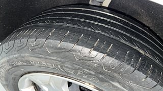 Used 2016 Ford EcoSport [2015-2017] Trend 1.5L Ti-VCT Petrol Manual tyres RIGHT REAR TYRE TREAD VIEW