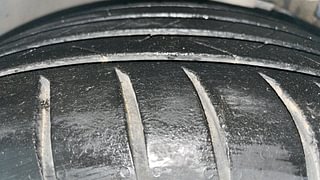 Used 2020 volkswagen Vento Highline Plus 1.0L TSI Petrol AT Petrol Automatic tyres LEFT FRONT TYRE TREAD VIEW