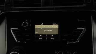 Used 2016 Mahindra KUV100 [2015-2017] K6 6 STR Petrol Manual top_features Integrated (in-dash) music system