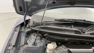 Used 2018 Maruti Suzuki Baleno [2015-2019] Zeta Petrol Petrol Manual engine ENGINE RIGHT SIDE HINGE & APRON VIEW