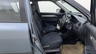 Used 2011 Maruti Suzuki Swift [2007-2011] VXi Petrol Manual interior RIGHT SIDE FRONT DOOR CABIN VIEW