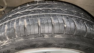 Used 2015 Maruti Suzuki Celerio VXI AMT Petrol Automatic tyres RIGHT REAR TYRE TREAD VIEW