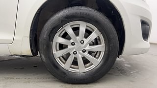 Used 2012 Maruti Suzuki Swift Dzire VXI Petrol Manual tyres RIGHT FRONT TYRE RIM VIEW