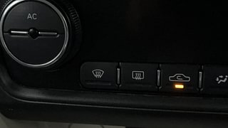 Used 2022 Tata Tigor Revotron XZ+ CNG Petrol+cng Manual top_features Rear defogger