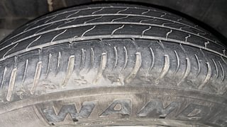 Used 2023 Maruti Suzuki XL6 Alpha MT Petrol Petrol Manual tyres RIGHT REAR TYRE TREAD VIEW