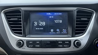 Used 2019 Hyundai Verna [2017-2020] 1.6 CRDI SX (O) AT Diesel Automatic top_features Integrated (in-dash) music system