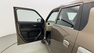 Used 2021 Maruti Suzuki Wagon R 1.0 [2019-2022] VXI Petrol Manual interior LEFT FRONT DOOR OPEN VIEW
