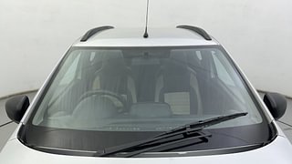 Used 2018 Renault Kwid [2015-2019] RXL Petrol Manual exterior FRONT WINDSHIELD VIEW
