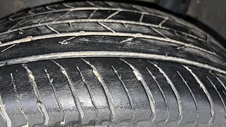 Used 2022 Renault Kiger RXT MT Petrol Manual tyres RIGHT REAR TYRE TREAD VIEW