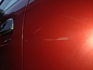 Used 2017 Renault Kwid [2015-2019] RXT Petrol Manual dents MINOR SCRATCH
