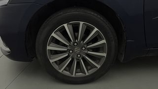 Used 2022 Maruti Suzuki Ciaz Alpha AT Petrol Petrol Automatic tyres LEFT FRONT TYRE RIM VIEW