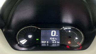 Used 2022 Nissan Magnite XE Petrol Manual interior CLUSTERMETER VIEW