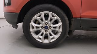 Used 2017 Ford EcoSport [2015-2017] Titanium 1.0L Eco Boost Petrol Manual tyres LEFT FRONT TYRE RIM VIEW