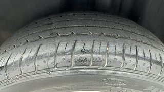Used 2022 volkswagen Vento Highline Plus 1.0L TSI Petrol AT Petrol Automatic tyres LEFT REAR TYRE TREAD VIEW