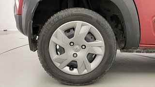 Used 2021 Renault Kwid 1.0L RXT(O) AMT Petrol Automatic tyres RIGHT REAR TYRE RIM VIEW