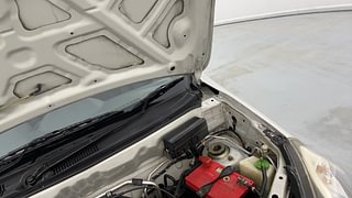 Used 2015 Maruti Suzuki Alto 800 [2012-2016] Lxi Petrol Manual engine ENGINE LEFT SIDE HINGE & APRON VIEW