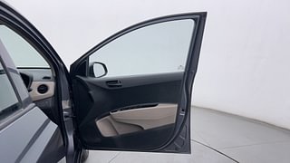 Used 2018 Hyundai Grand i10 [2017-2020] Magna 1.2 Kappa VTVT Petrol Manual interior RIGHT FRONT DOOR OPEN VIEW