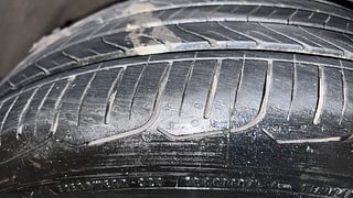Used 2022 Maruti Suzuki Ciaz Alpha AT Petrol Petrol Automatic tyres RIGHT FRONT TYRE TREAD VIEW