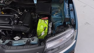 Used 2022 Renault Kwid CLIMBER 1.0 AMT Opt Petrol Automatic engine ENGINE LEFT SIDE VIEW