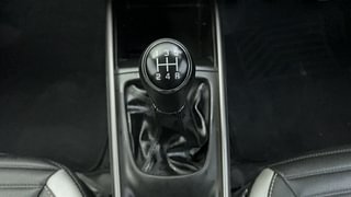 Used 2021 Maruti Suzuki Baleno [2019-2022] Zeta Petrol Petrol Manual interior GEAR  KNOB VIEW