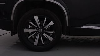 Used 2020 MG Motors Hector 2.0 Sharp Diesel Manual tyres RIGHT REAR TYRE RIM VIEW