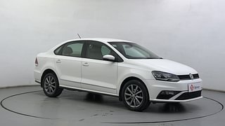 Used 2022 volkswagen Vento Highline Plus 1.0L TSI Petrol AT Petrol Automatic exterior RIGHT FRONT CORNER VIEW