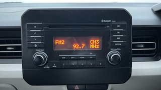Used 2017 Maruti Suzuki Ignis [2017-2020] Zeta AMT Petrol Petrol Automatic top_features Integrated (in-dash) music system